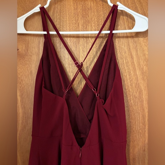 Tobi Maroon Small V Neck Strappy Dress - Picture 4 of 6